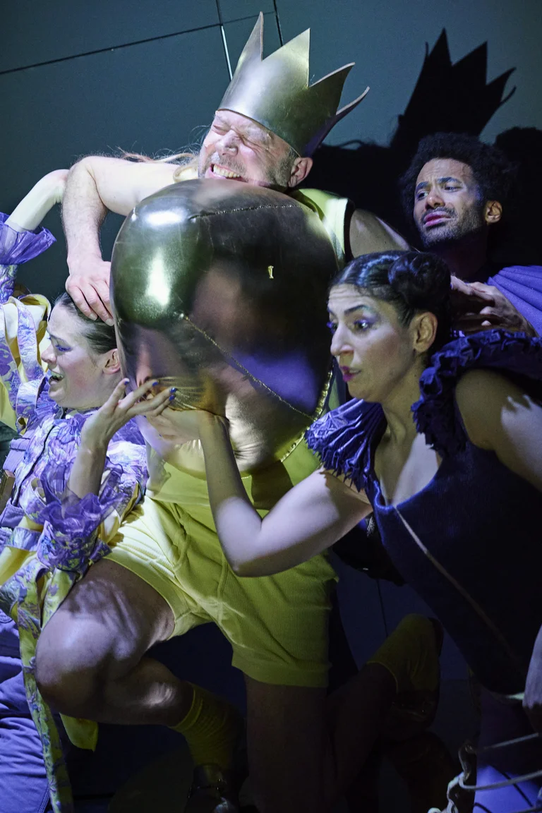 DER KÖNIG STIRBT von Eugène Ionesco, Regie Jessica Weisskirchen, Premiere 16.4.26, Thalia Gaußstraße - BOX